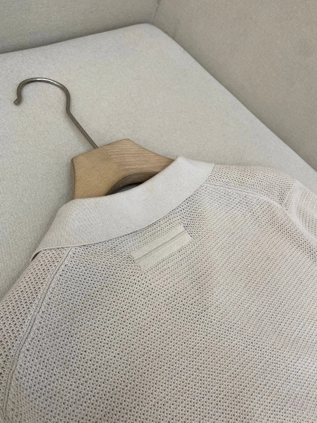 قميص بولو إيطالي قديم من القطن الخالص بأكمام قصيرة وياقة Haiou مجوفة من 25ss 